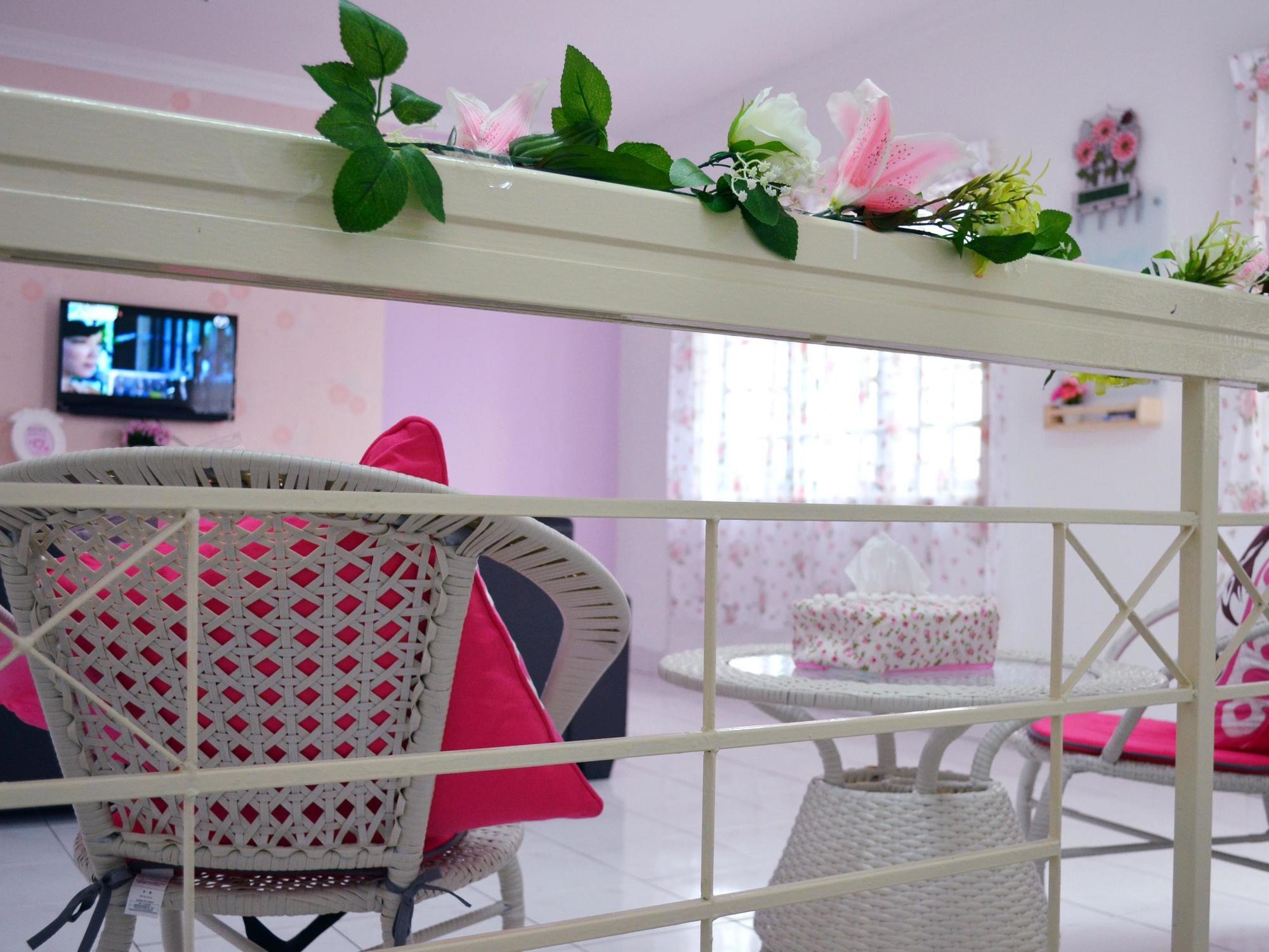 Manis Manis @ Pink Lady Otel Malakka Dış mekan fotoğraf